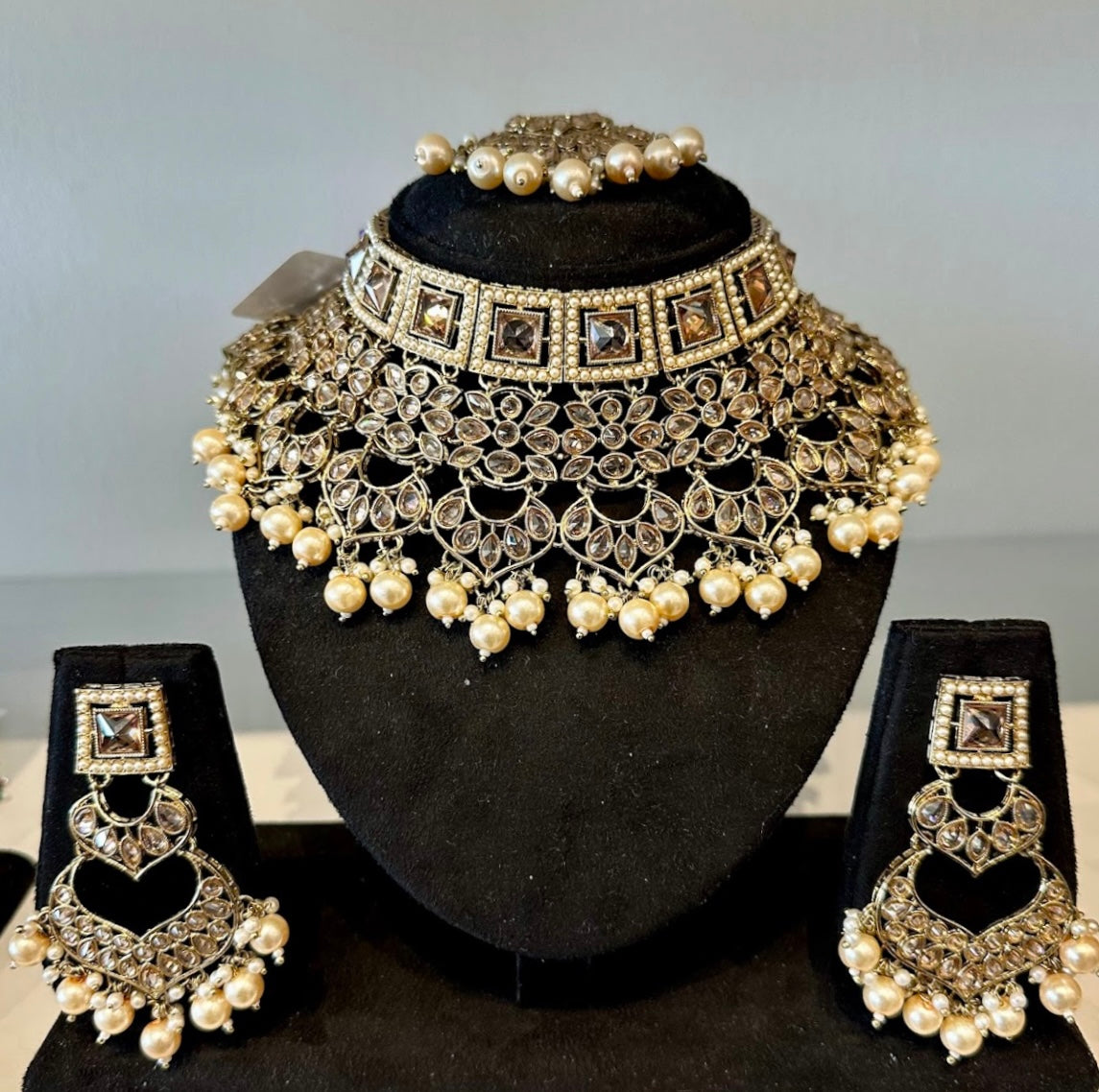 Sameera Necklace Set